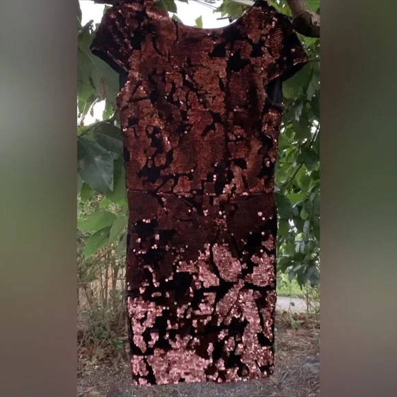 vince camuto sleeveless sequin dress Vince Camuto Womens Size 2 Rose Gold Sequin Bodycon Cocktail Dress Sleeveless
